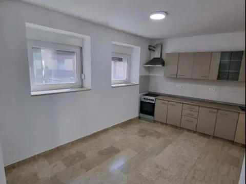 Rent, three bedroom apartment, 68m², Centar, Novi Sad - image 14