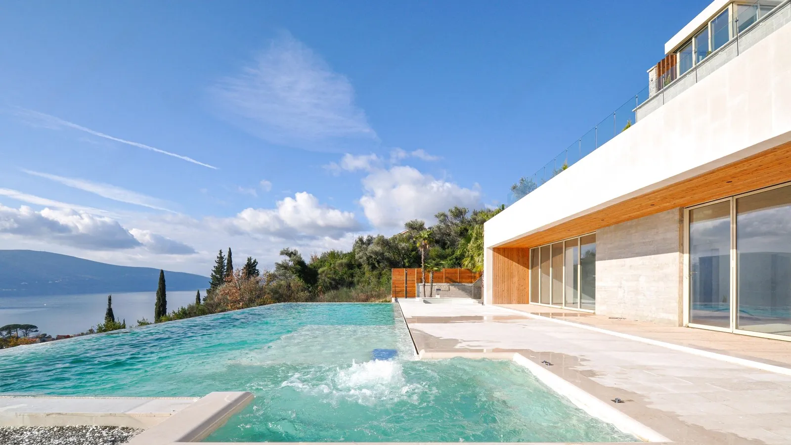 Prodaja, kuća, 791m², Donja Lastva, Tivat