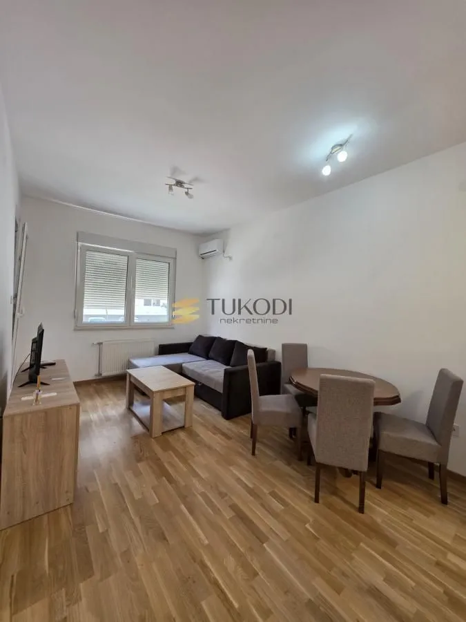 Izdavanje, jednosoban stan, 41m², Avijatičarsko naselje, Novi Sad Sve Podlokacije