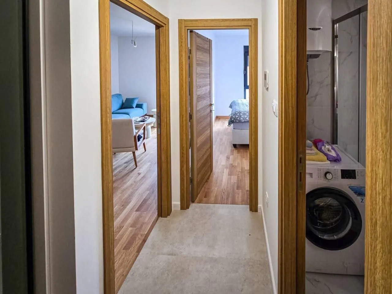Prodaja, jednosoban stan, 42m², Tološi, Podgorica
