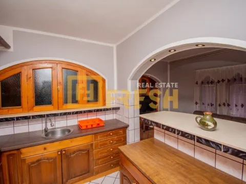 Izdavanje, dvosoban stan, 68m², Zagorič, Podgorica - image 10