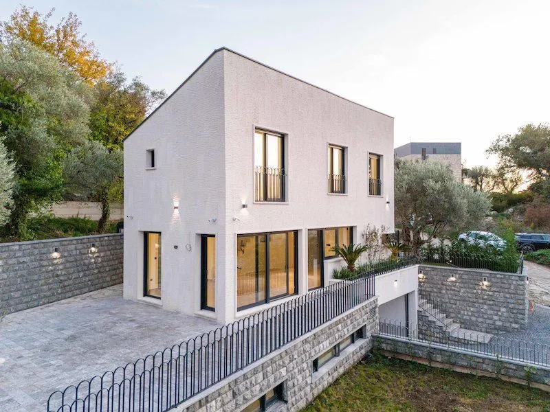 Sale, house, 240m², Kamenovo, Budva