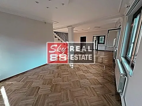 Rent, apartment, 210m², Savski Venac, Beograd - image 2