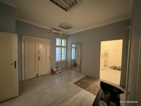 Prodaja, trosoban stan, 78m², Stari Grad, Beograd - image 2