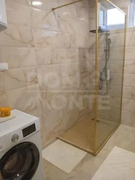 Izdavanje, dvosoban stan, 52m², Marići, Tivat - image 12