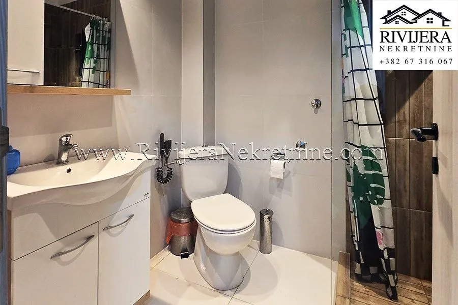 Prodaja, kuća, 240m², Radovići, Tivat