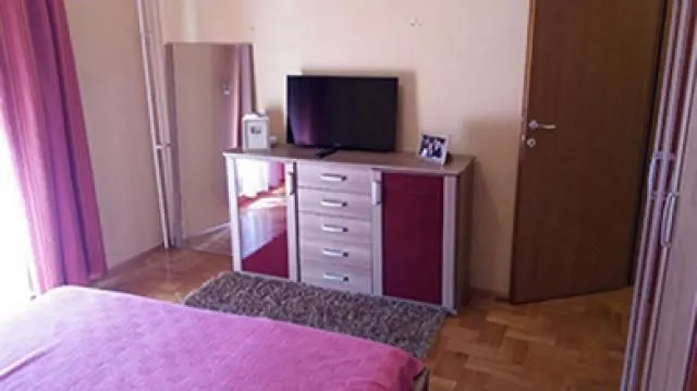 Izdavanje, trosoban stan, 76m², Južni Bulevar, Vračar Sve Podlokacije