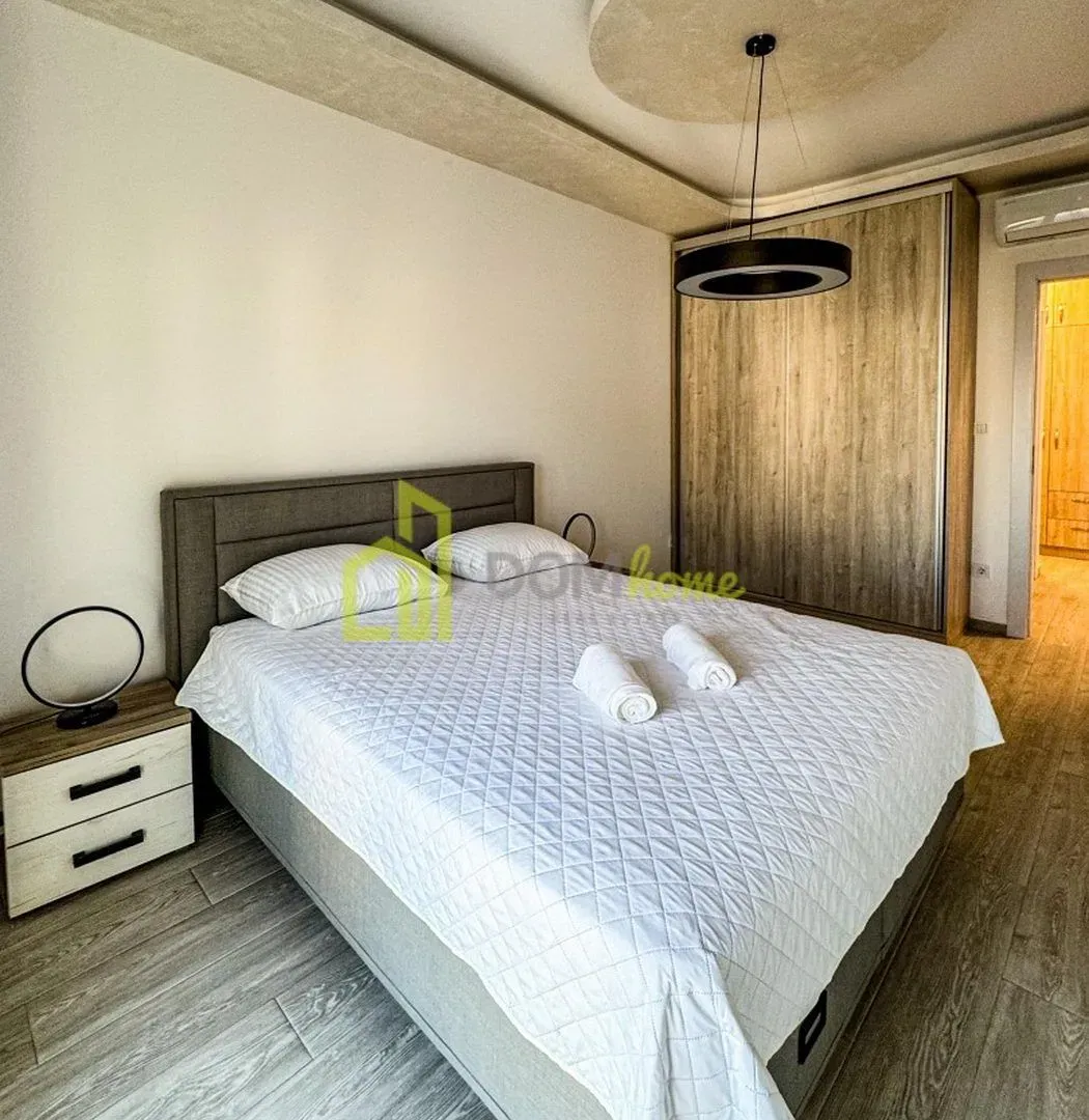 Sale, two bedroom apartment, 74m², Bečići, Budva