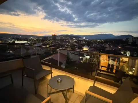 Prodaja, jednosoban stan, 60m², Stara Varoš, Podgorica - image 12