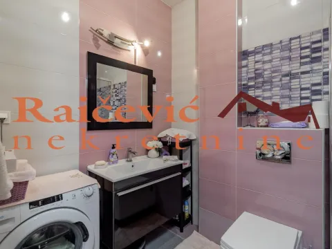 Sale, two bedroom apartment, 68m², Zemun Gornji Grad, Zemun Sve Podlokacije - image 18