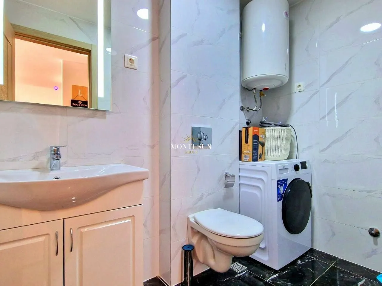 Rent, one bedroom apartment, 39m², Bečići, Budva