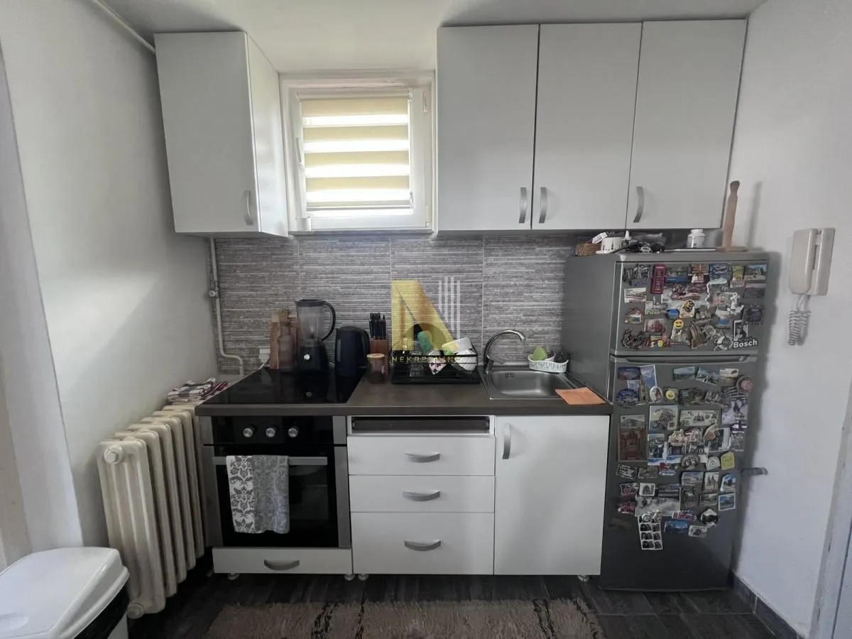 Prodaja, garsonjera, 20m², Detelinara, Novi Sad Sve Podlokacije