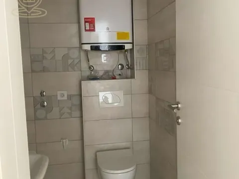 Sale, four bedroom apartment, 79m², Medijana, Niš - image 5