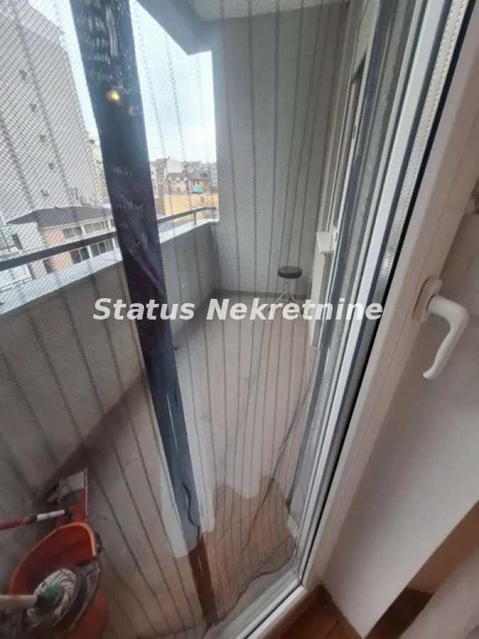 Izdavanje, dvosoban stan, 43m², Grbavica, Novi Sad Sve Podlokacije