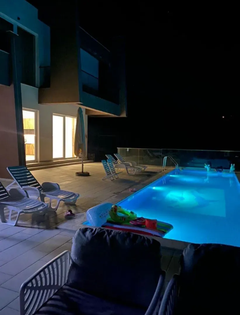 Rent, house, 560m², Dubrava, Bar