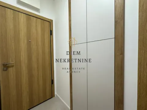 Izdavanje, jednosoban stan, 48m², City Kvart, Podgorica - image 12