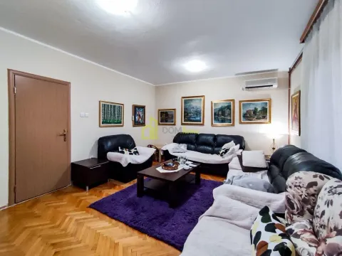 Prodaja, kuća, 180m², Donja Gorica, Podgorica - image 10