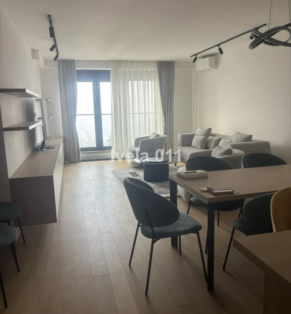 Izdavanje, trosoban stan, 131m², Voždovac Sve Podlokacije, Beograd