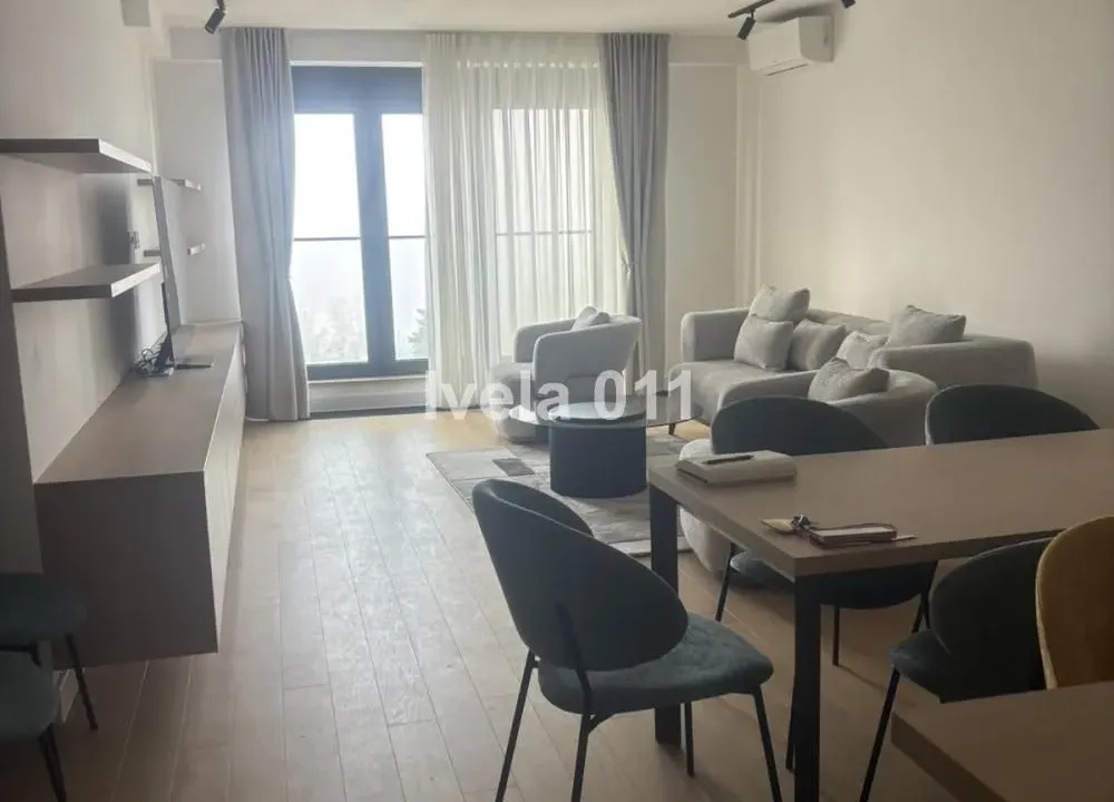 Izdavanje, trosoban stan, 131m², Voždovac Sve Podlokacije, Beograd