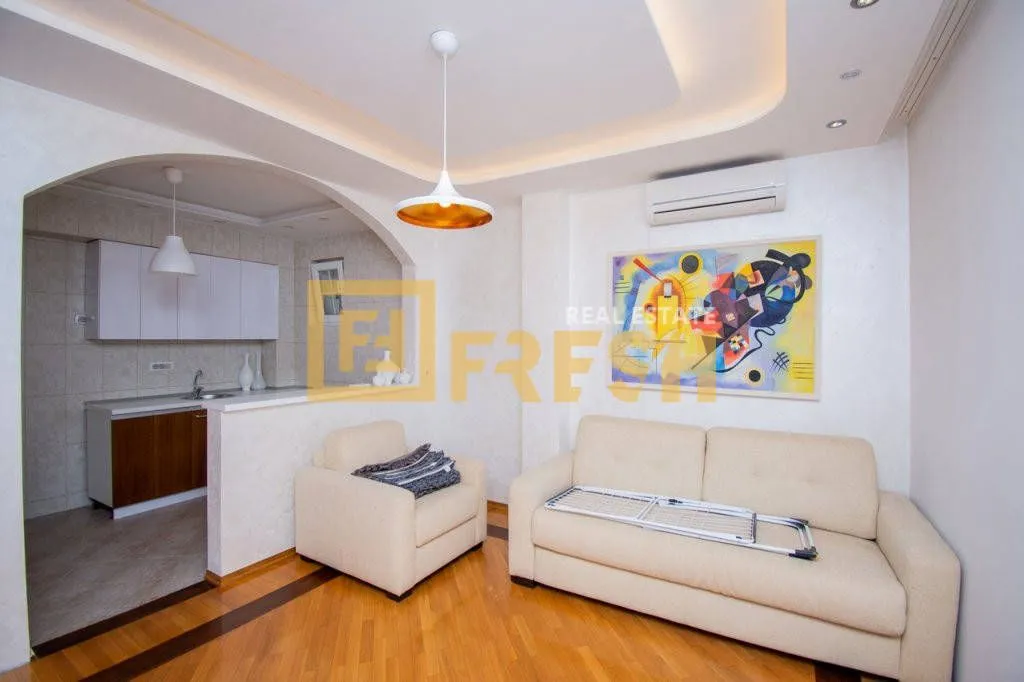 Rent, house, 320m², Gornja Gorica, Podgorica