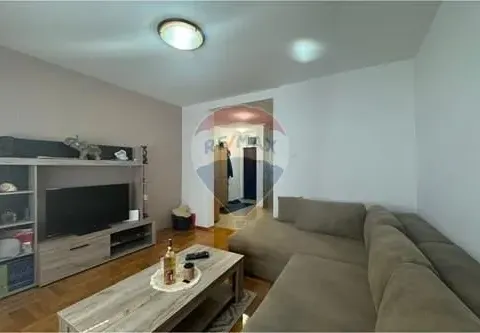 Izdavanje, stan, 65m², Centar, Bar - image 6