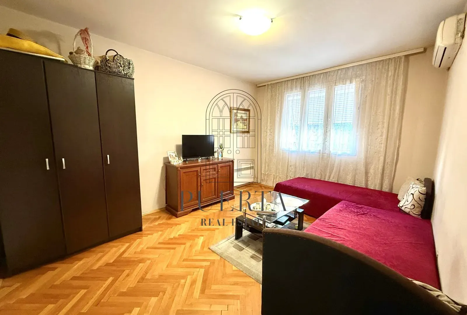 Sale, one bedroom apartment, 40m², Preko Morače, Podgorica