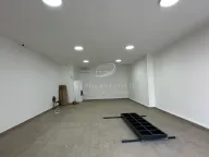 Izdavanje, poslovni prostor, 65m², Zemun Centar, Zemun Sve Podlokacije - image 4