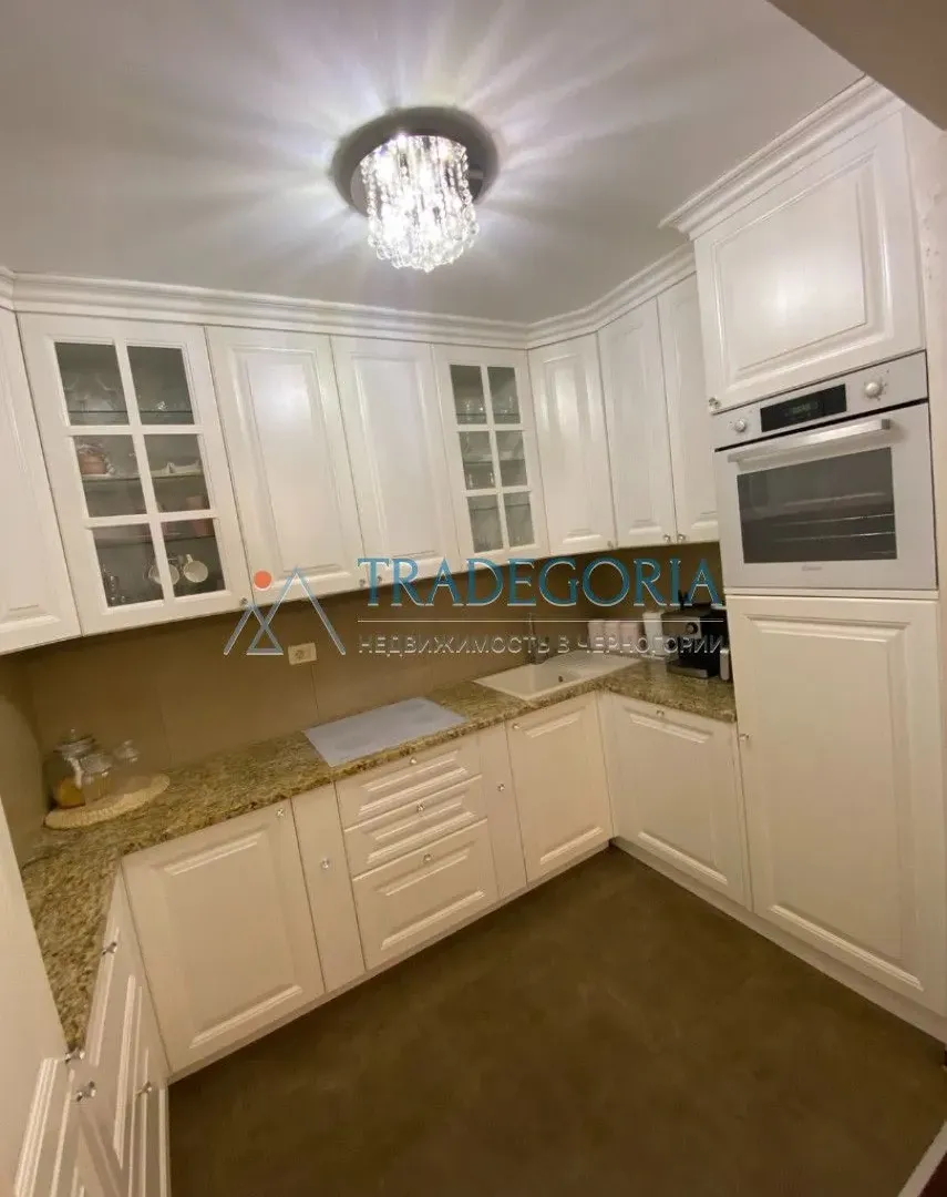 Prodaja, dvosoban stan, 73m², Bar, Crna Gora