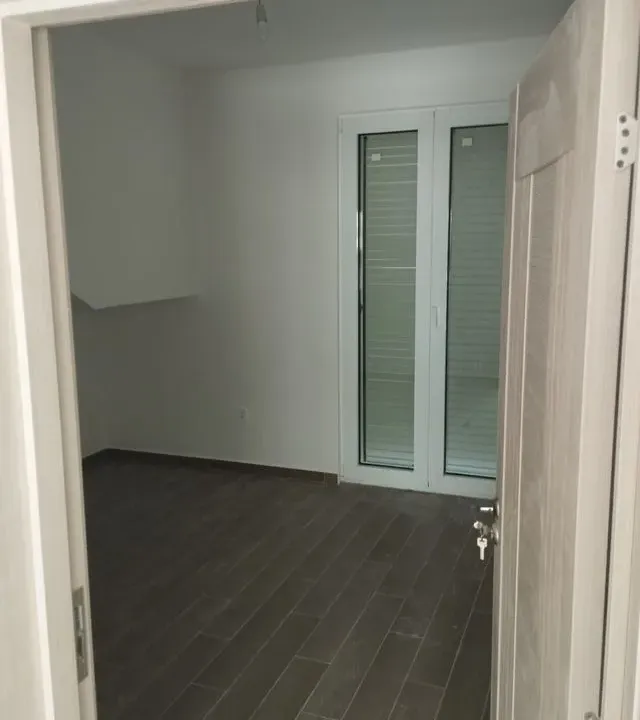 Sale, two bedroom apartment, 74m², Centar, Herceg Novi