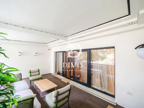 Prodaja, četvorosoban stan, 153m², Savski Venac, Beograd - image 17