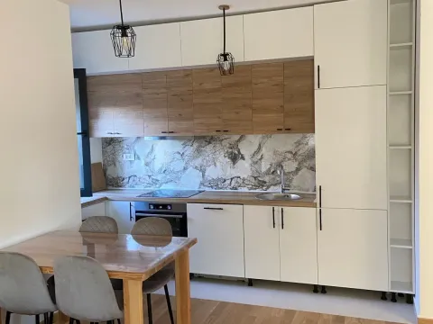 Izdavanje, dvosoban stan, 55m², City Kvart, Podgorica - image 4