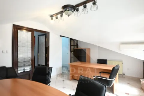 Rent, office space, 150m², Centar, Podgorica - image 10