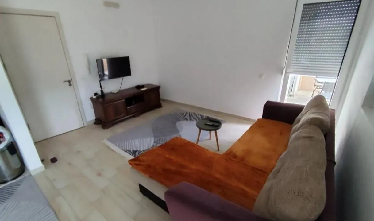 Izdavanje, dvosoban stan, 58m², Velika Plaža, Ulcinj