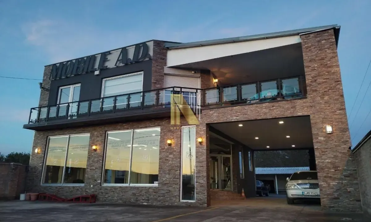 Izdavanje, poslovni prostor, 400m², Čenej, Novi Sad Sve Podlokacije