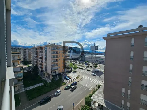 Izdavanje, stan, 40m², City Kvart, Podgorica - image 2