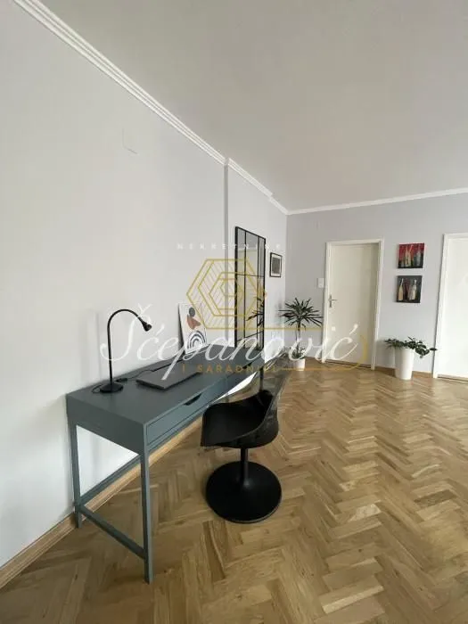 Prodaja, dvosoban stan, 55m², Stari grad, Novi Sad