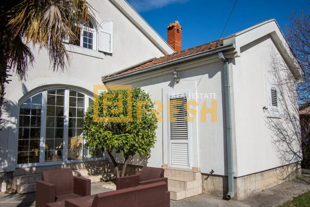 Rent, house, 140m², Dahna, Podgorica