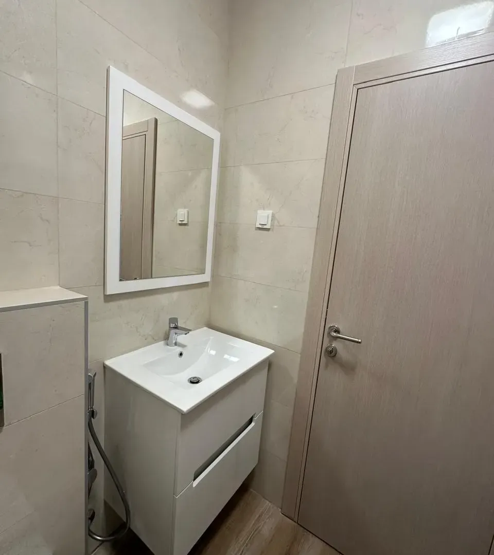Izdavanje, jednosoban stan, 44m², Ilino, Bar
