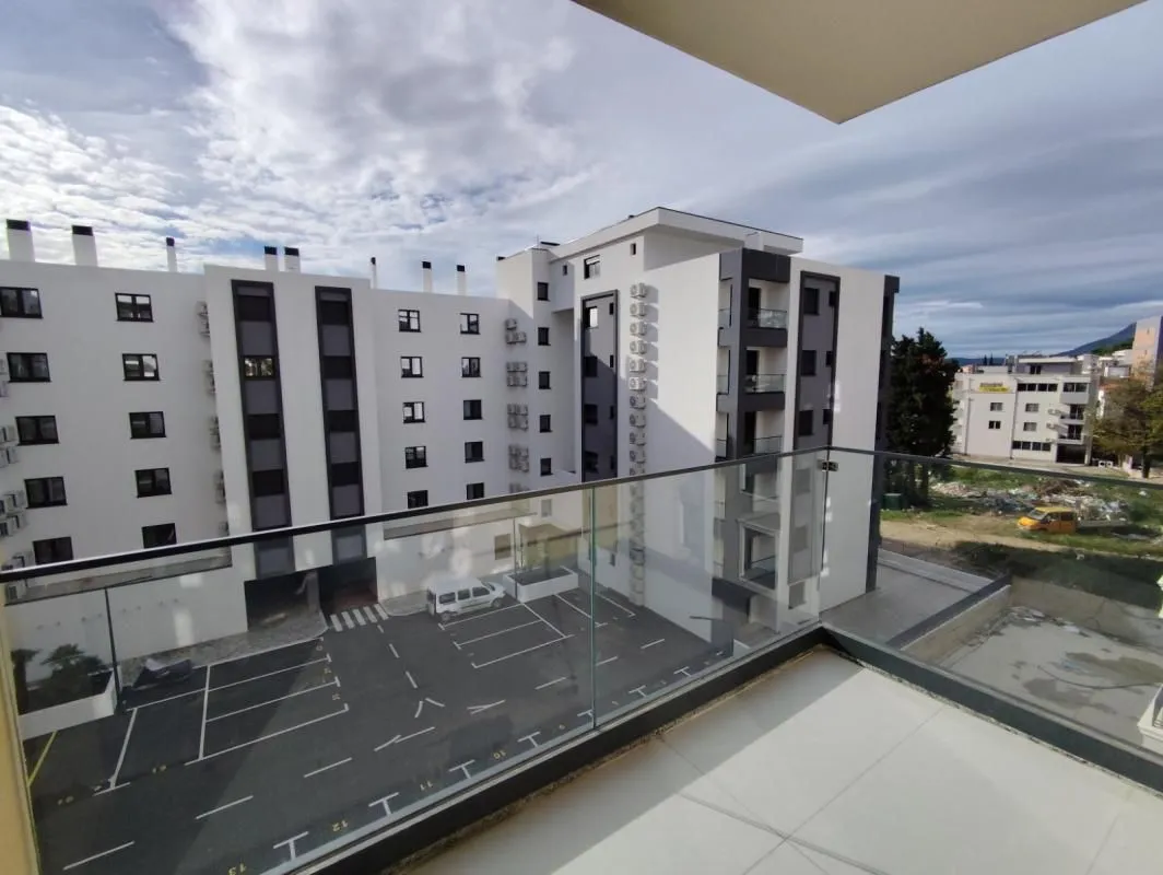 Sale, two bedroom apartment, 79m², Šušanj, Bar