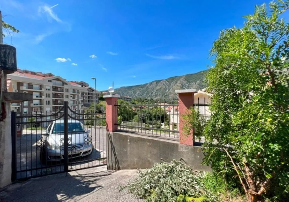 Sale, house, 200m², Kotor, Crna Gora
