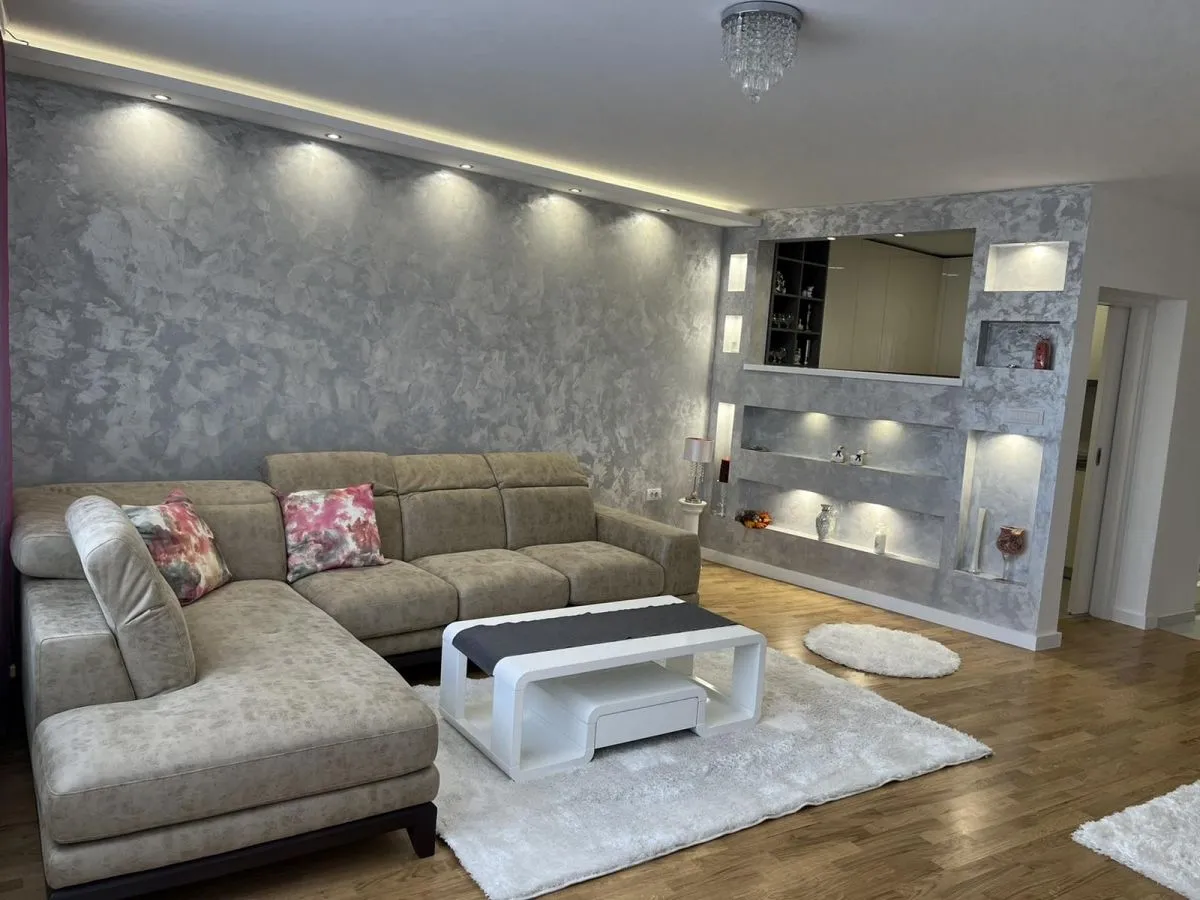 Prodaja, četvorosoban stan, 101m², Salajka, Novi Sad Sve Podlokacije