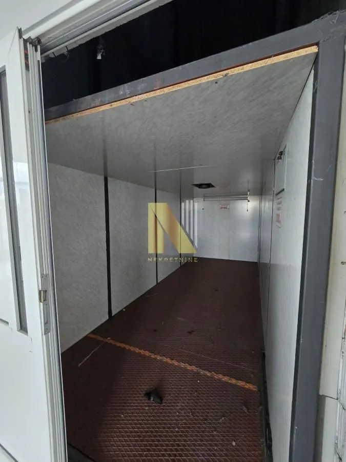 Rent, office space, 1500m², Sajlovo, Novi Sad Sve Podlokacije