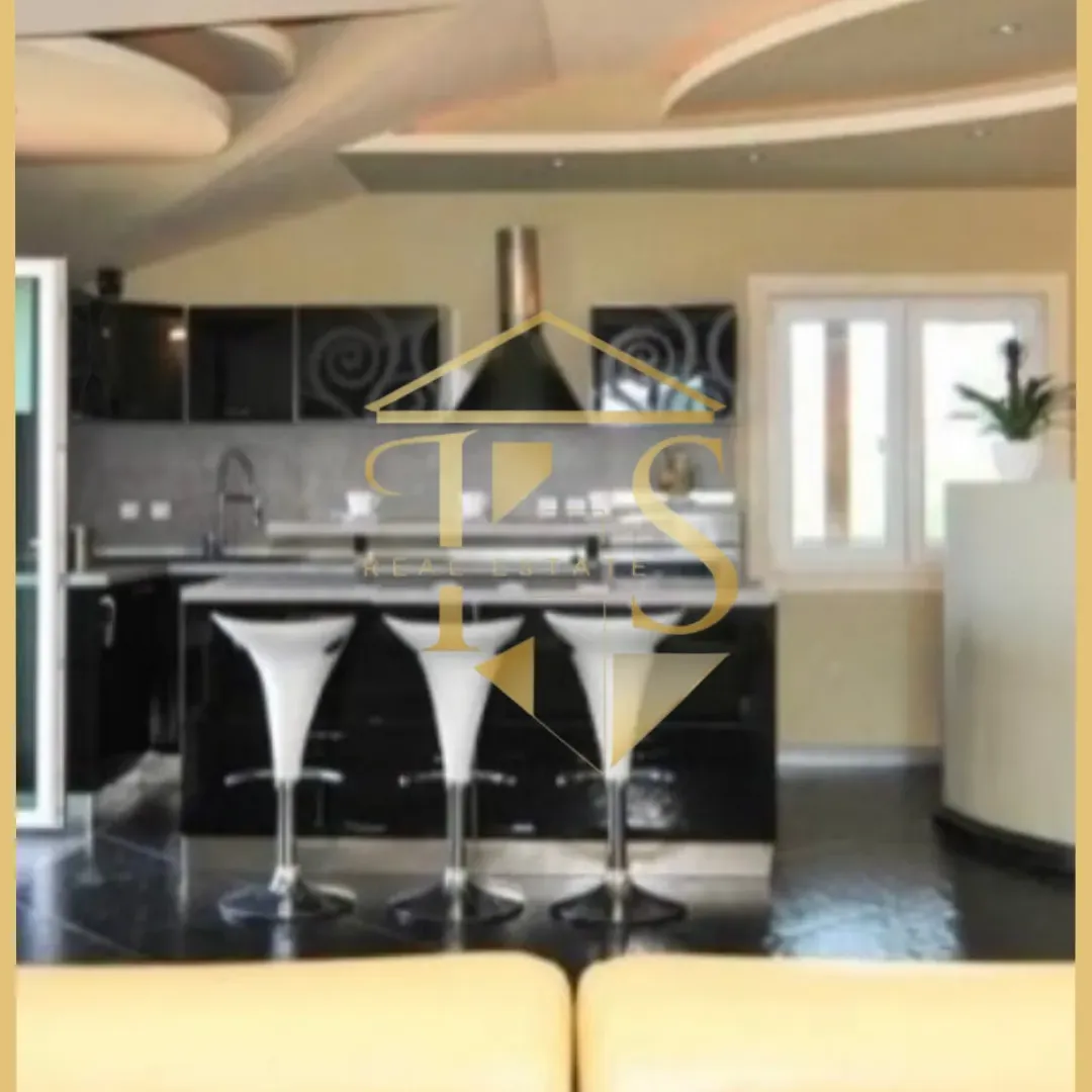 Izdavanje, jednosoban stan, 118m², Mrčevac, Tivat