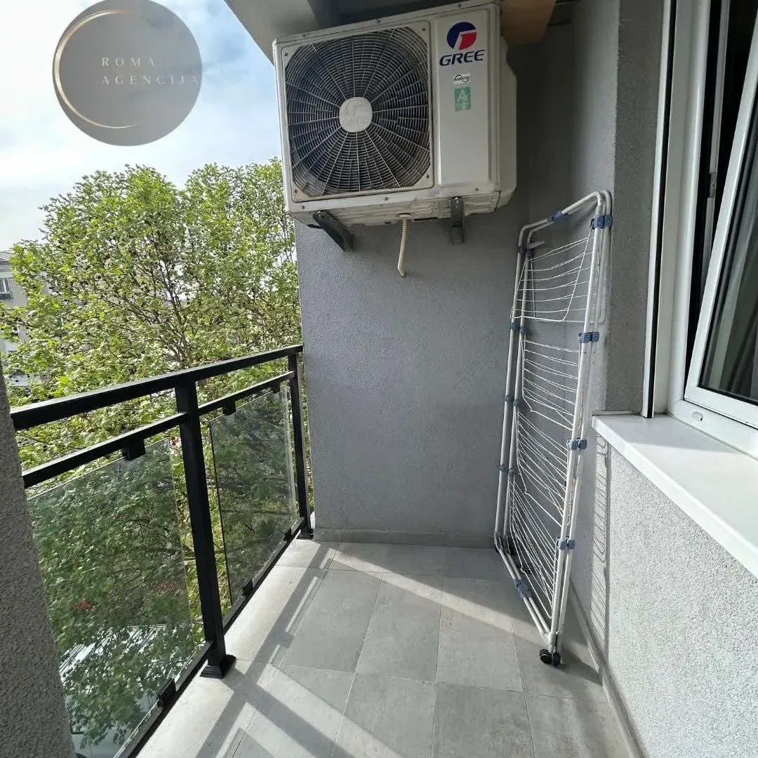 Izdavanje, dvosoban stan, 60m², Blok 9, Podgorica