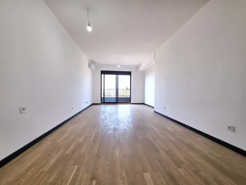 Rent, three bedroom apartment, 84m², Gorica C, Podgorica - image 2
