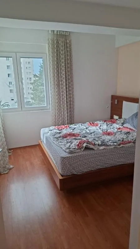 Rent, apartment, 90m², Bar, Crna Gora