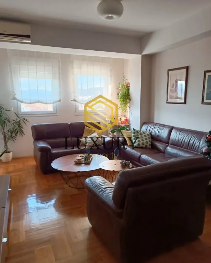 Prodaja, dvosoban stan, 75m², City Kvart, Podgorica
