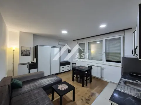 Rent, apartment, 27m², Bulevar Oslobodjenja, Novi Sad Sve Podlokacije - image 2