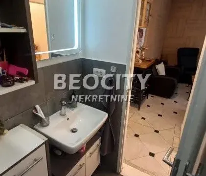 Prodaja, dvosoban stan, 59m², Centar, Novi Sad - image 10