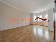 Izdavanje, trosoban stan, 94m2, Opovo